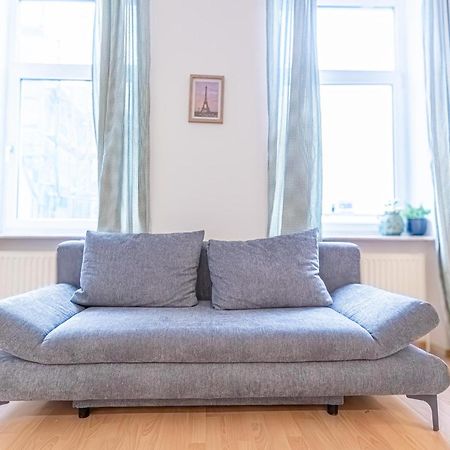 Spacious Shared Apartment Schoenbrunn Viena Exterior foto