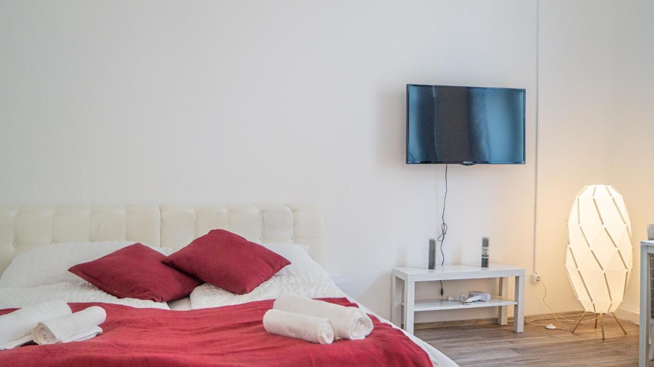Spacious Shared Apartment Schoenbrunn Viena Exterior foto