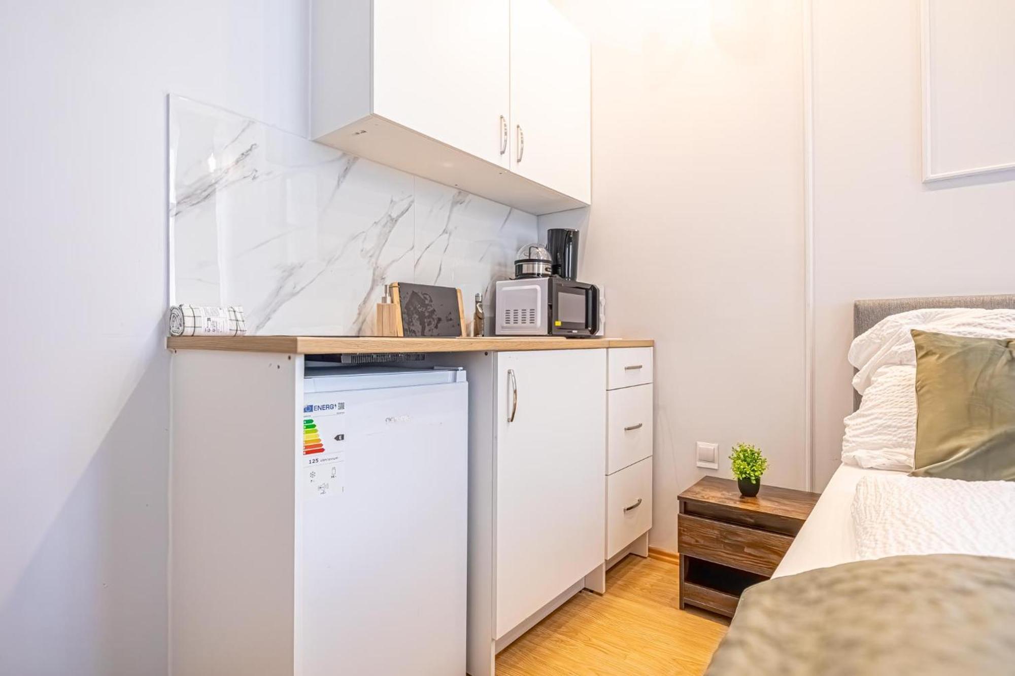 Spacious Shared Apartment Schoenbrunn Viena Exterior foto