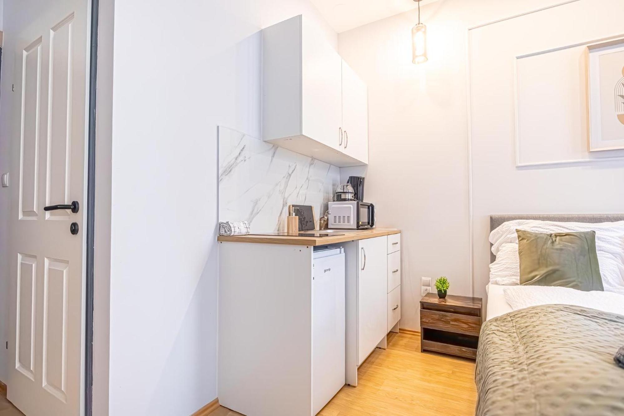 Spacious Shared Apartment Schoenbrunn Viena Exterior foto
