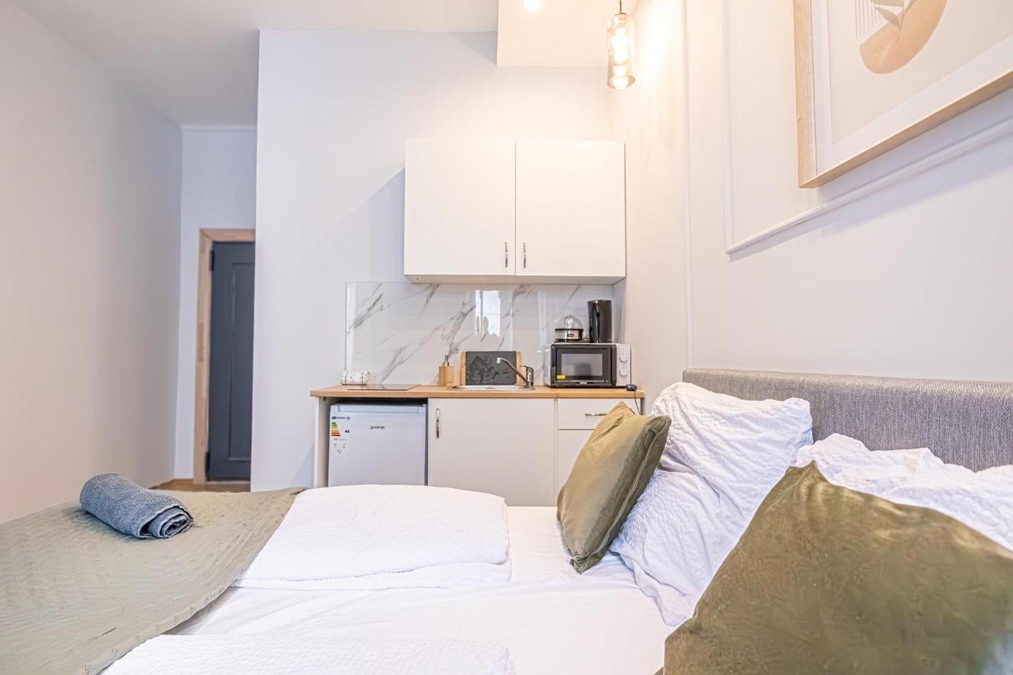 Spacious Shared Apartment Schoenbrunn Viena Exterior foto