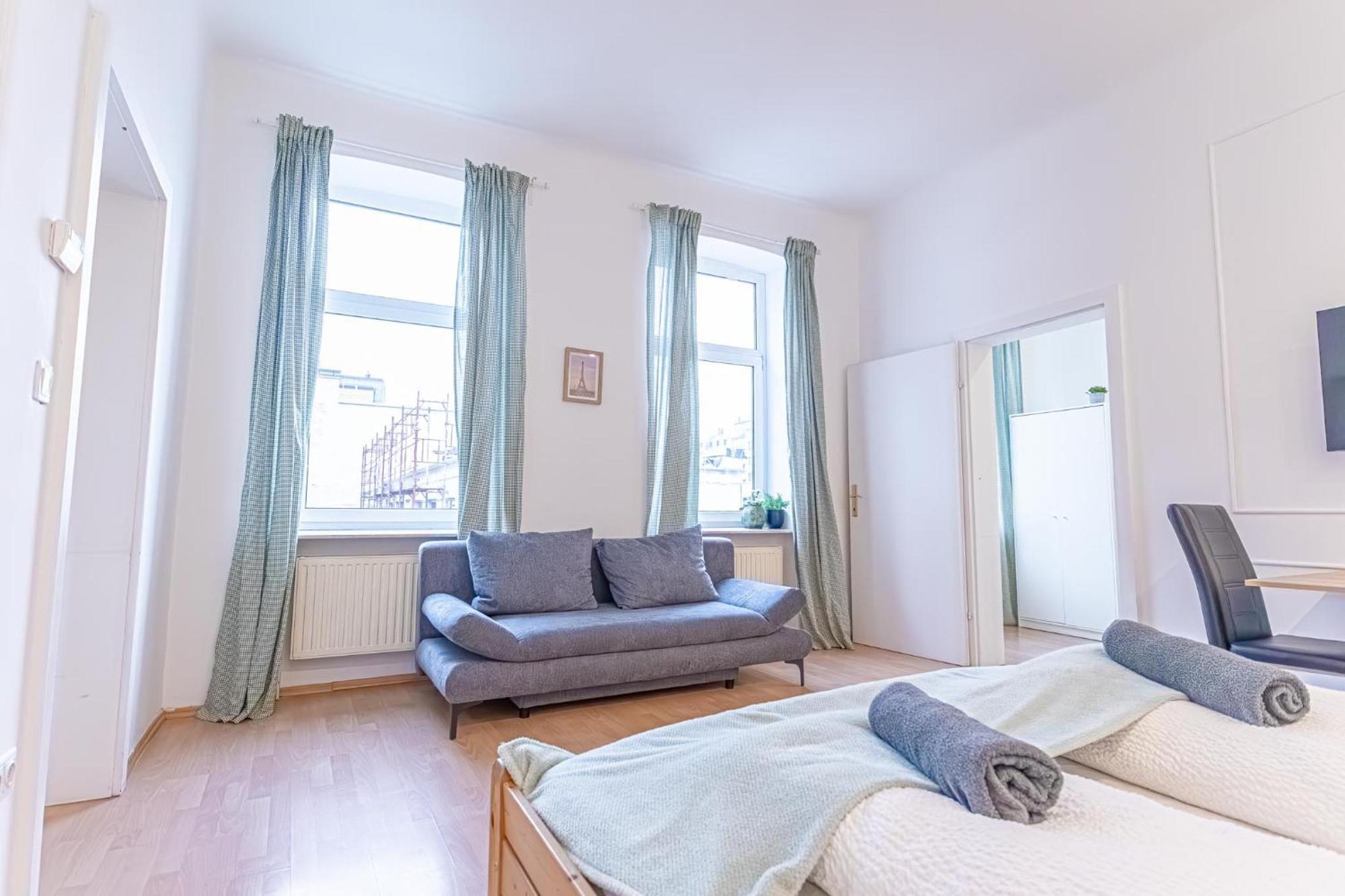 Spacious Shared Apartment Schoenbrunn Viena Exterior foto