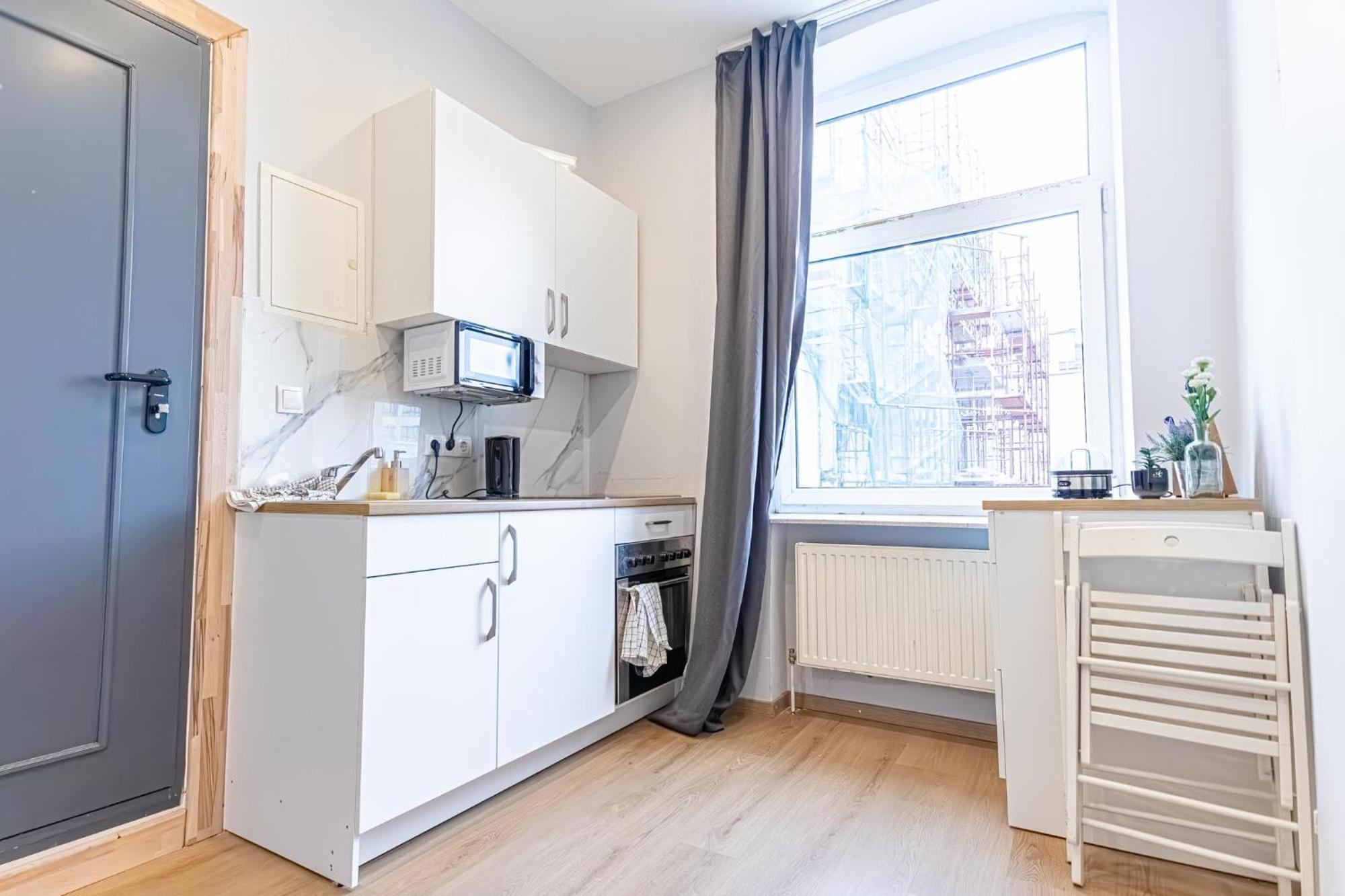 Spacious Shared Apartment Schoenbrunn Viena Exterior foto