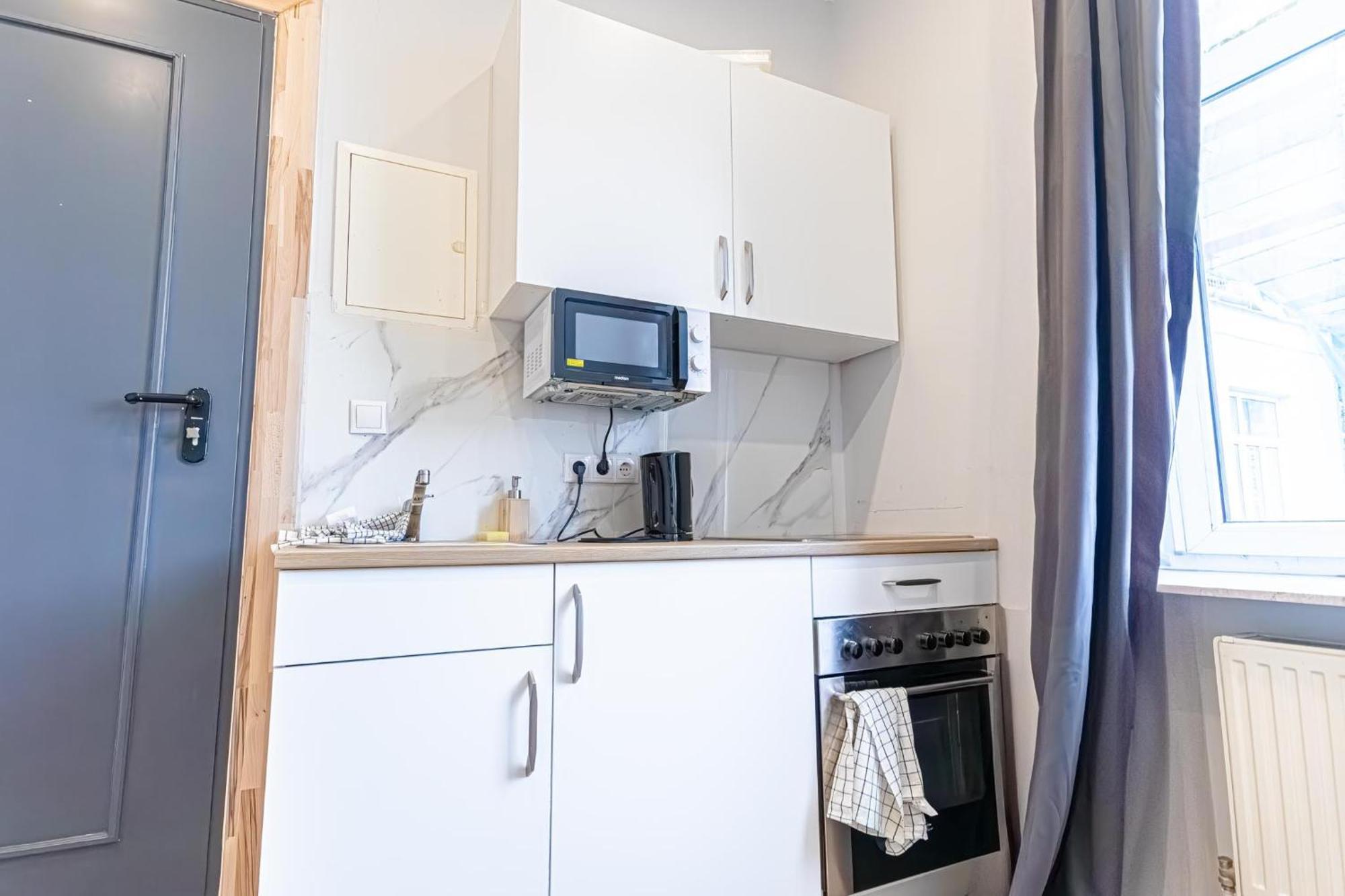 Spacious Shared Apartment Schoenbrunn Viena Exterior foto