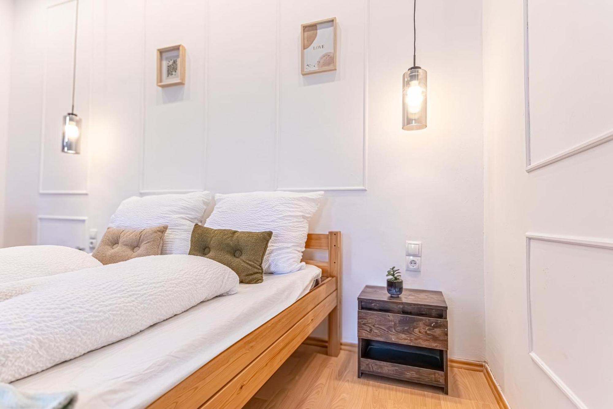 Spacious Shared Apartment Schoenbrunn Viena Exterior foto